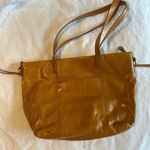 Elegant Tan Leather Tote Bag
